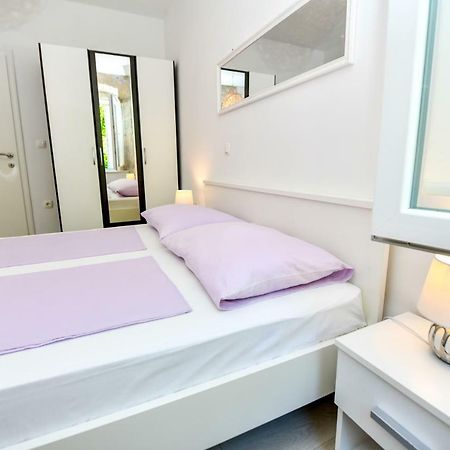 Mila Apartment Sinj Zewnętrze zdjęcie