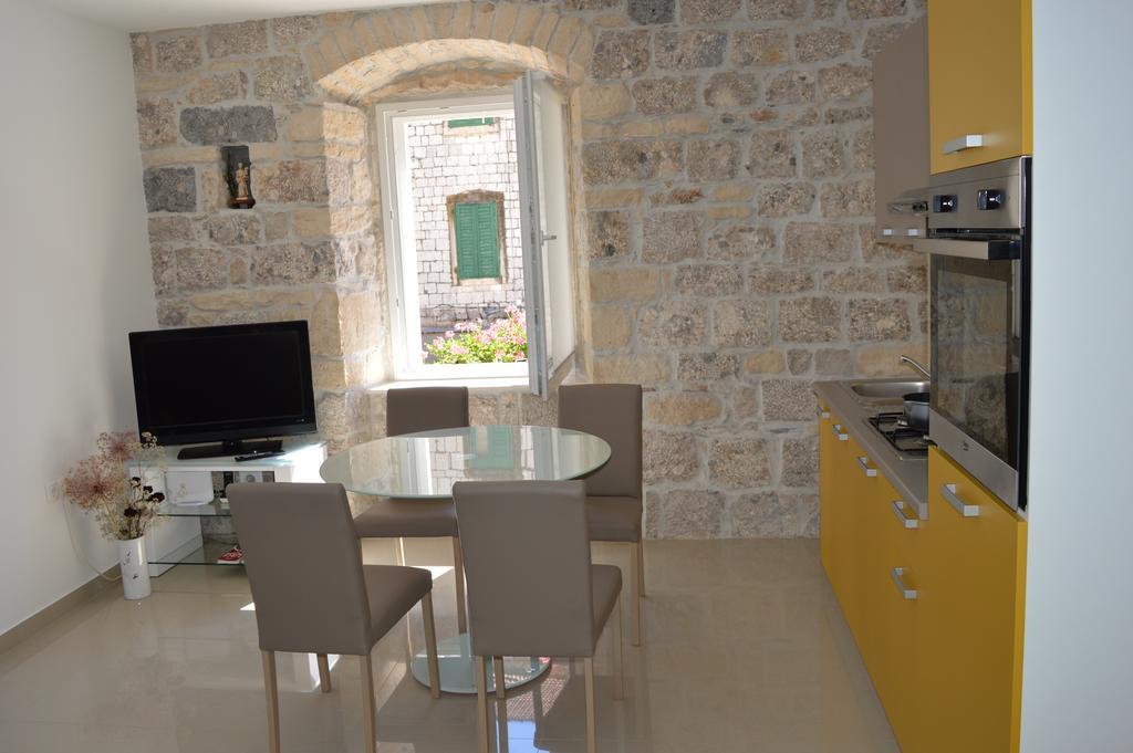 Mila Apartment Sinj Zewnętrze zdjęcie