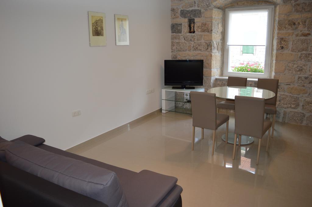 Mila Apartment Sinj Zewnętrze zdjęcie