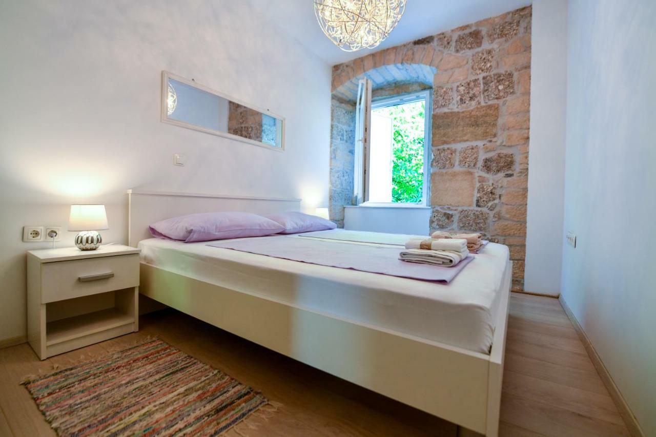 Mila Apartment Sinj Zewnętrze zdjęcie